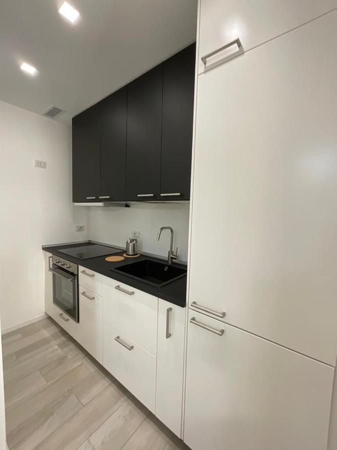 Milan New Apartments In Central ภายนอก รูปภาพ