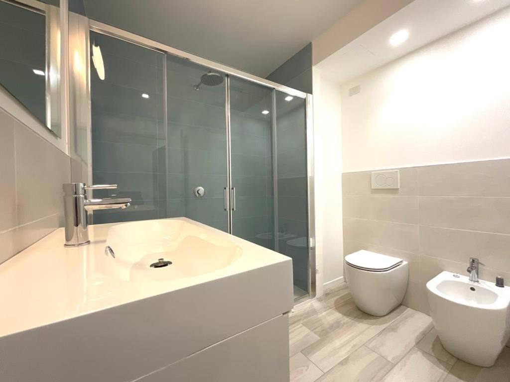 Milan New Apartments In Central ภายนอก รูปภาพ