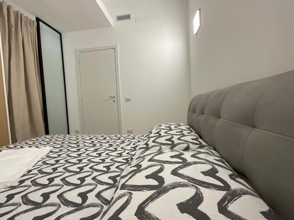 Milan New Apartments In Central ภายนอก รูปภาพ