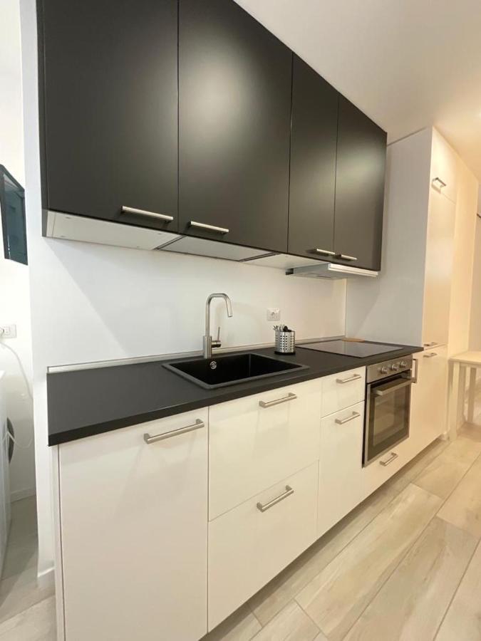 Milan New Apartments In Central ภายนอก รูปภาพ